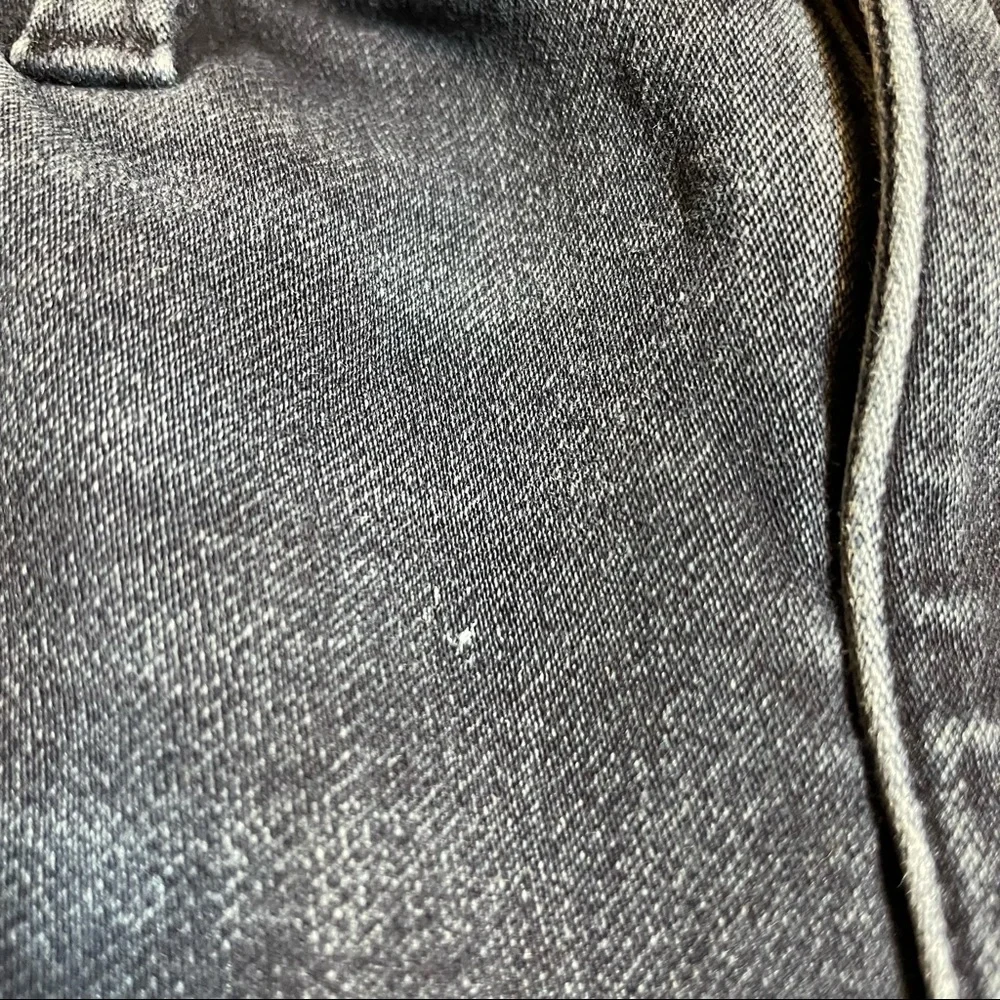 American Eagle distressed hi rise skinny jeggings with raw hem